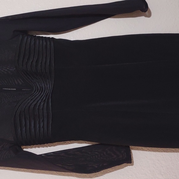 SLIGHTLY USED BLACK DRESS MESH FRONT - Picture 5 of 12